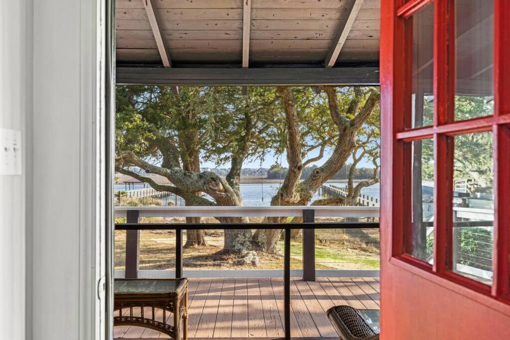 Dolphin Cove - Whole Waterfront House With Dock Villa Ocean Isle Beach Exterior photo
