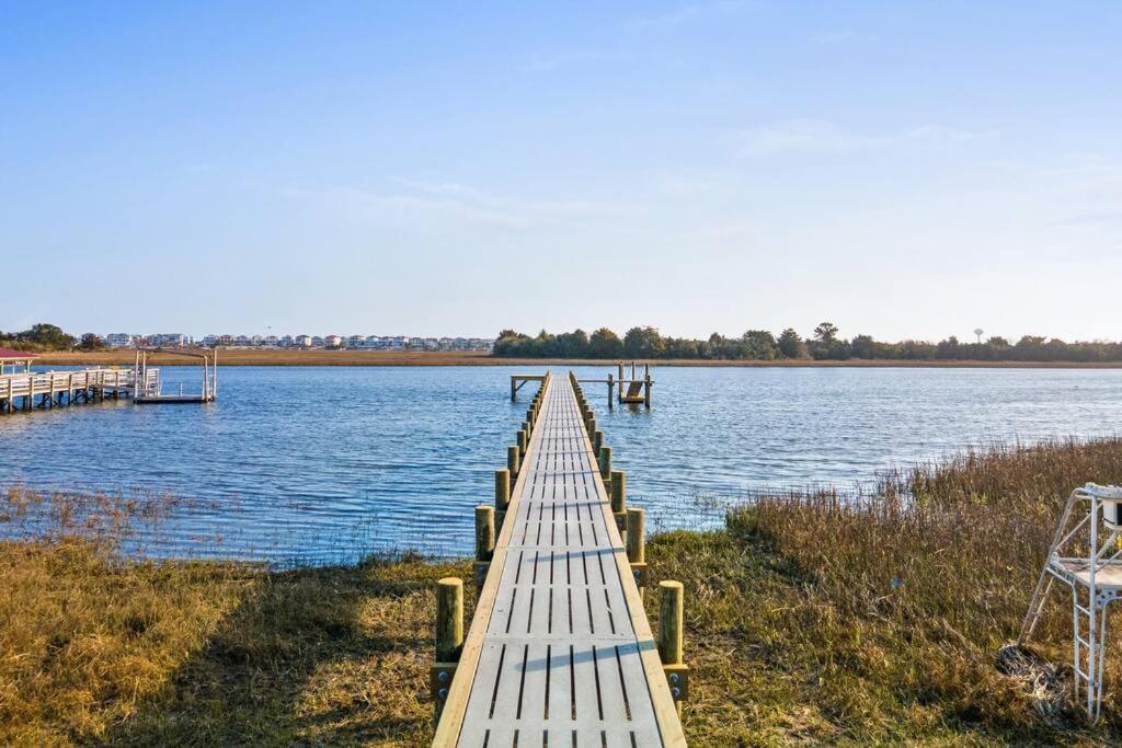 Dolphin Cove - Whole Waterfront House With Dock Villa Ocean Isle Beach Exterior photo